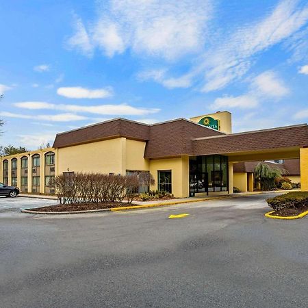 La Quinta By Wyndham Armonk Westchester Cnty Apt Hotel Exterior photo