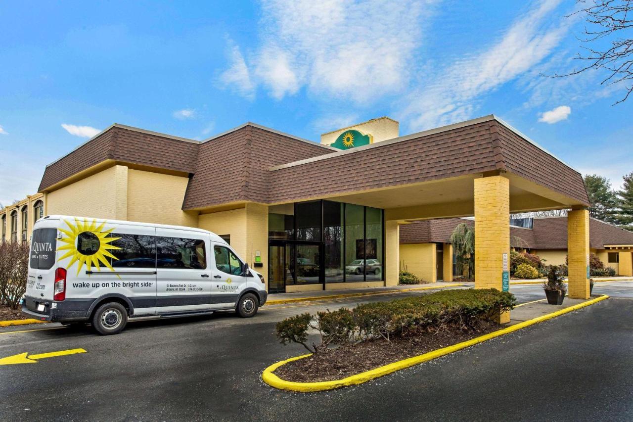 La Quinta By Wyndham Armonk Westchester Cnty Apt Hotel Exterior photo