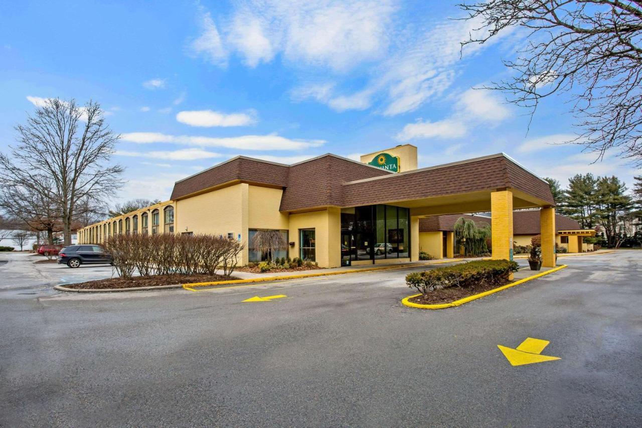 La Quinta By Wyndham Armonk Westchester Cnty Apt Hotel Exterior photo