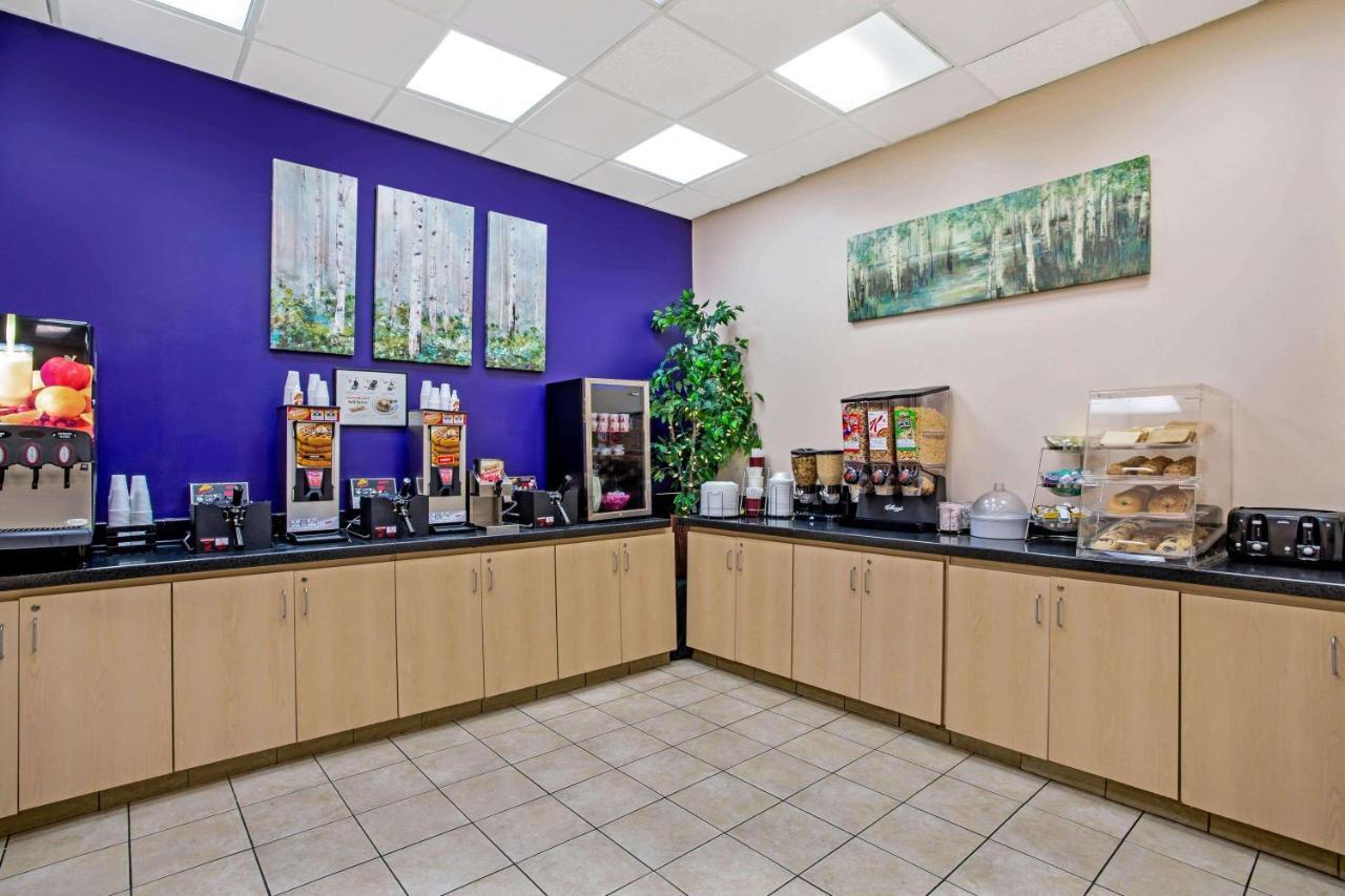 La Quinta By Wyndham Armonk Westchester Cnty Apt Exterior photo
