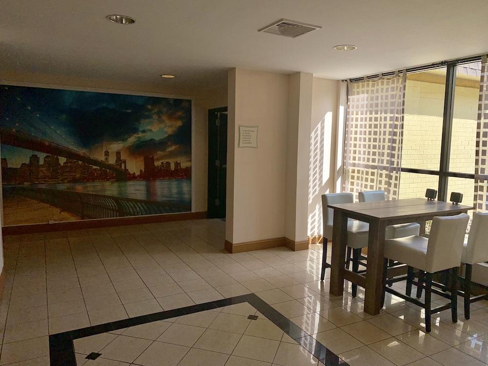 La Quinta By Wyndham Armonk Westchester Cnty Apt Exterior photo