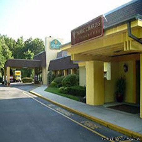 La Quinta By Wyndham Armonk Westchester Cnty Apt Hotel Exterior photo