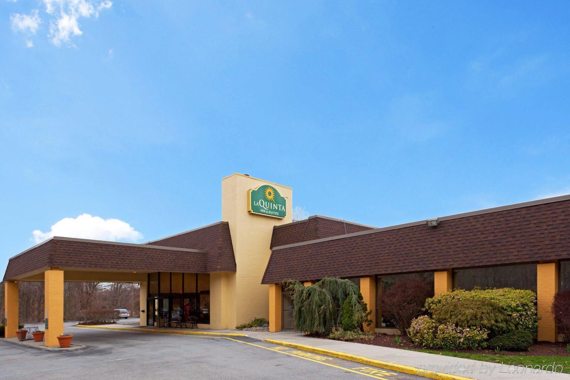 La Quinta By Wyndham Armonk Westchester Cnty Apt Hotel Exterior photo